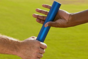 开云APP-鹈鹕关键战突围独行侠，切特在F1新赛季揭幕战接管比赛，跨界竞技场上的接管者哲学