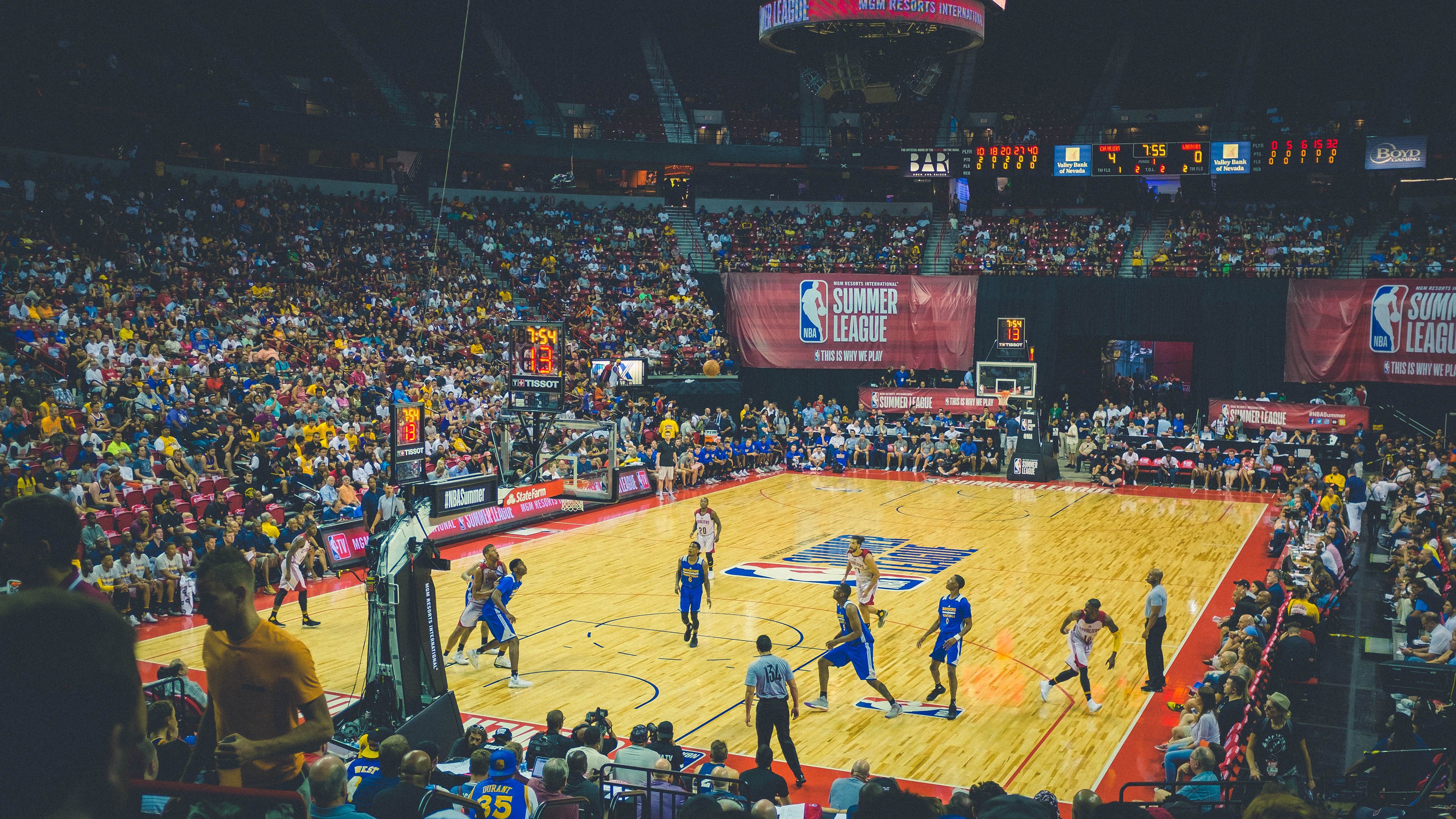 英格拉姆，当北京胡同的月光照亮孟菲斯的午夜